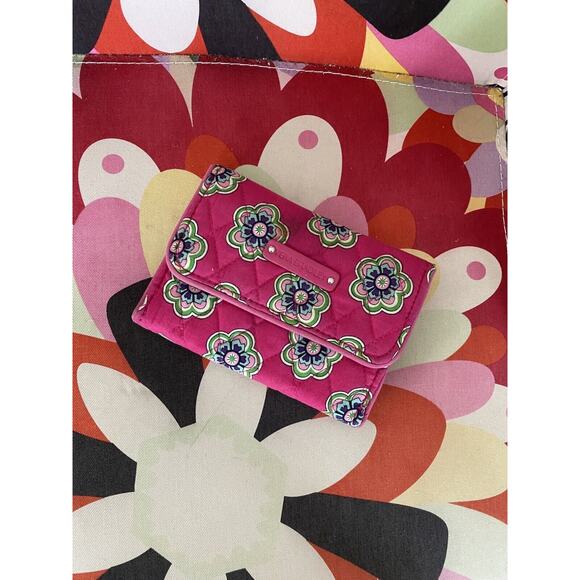 Vera Bradley Handbags - Vera Bradley Compact Wallet
